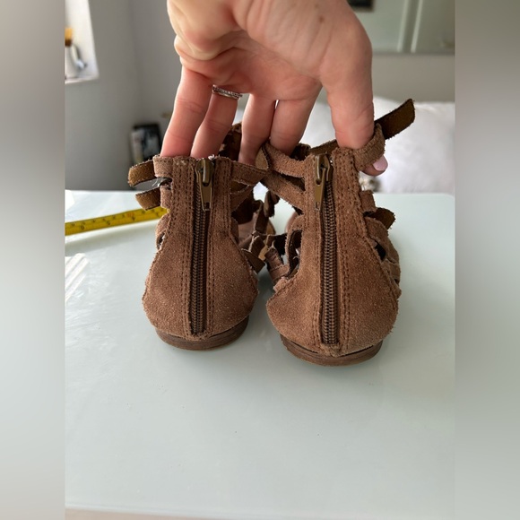 MINNETONKA Sandals - Picture 4 of 7